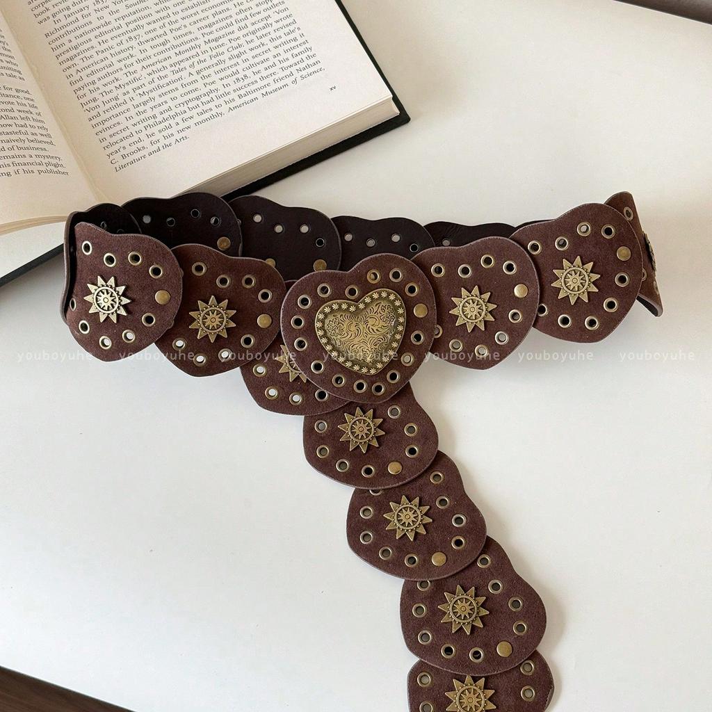 Retro Niche Style Heart-shaped Belt with Metal Decoration, Perforated Waist Belt, Adjustable Buckle