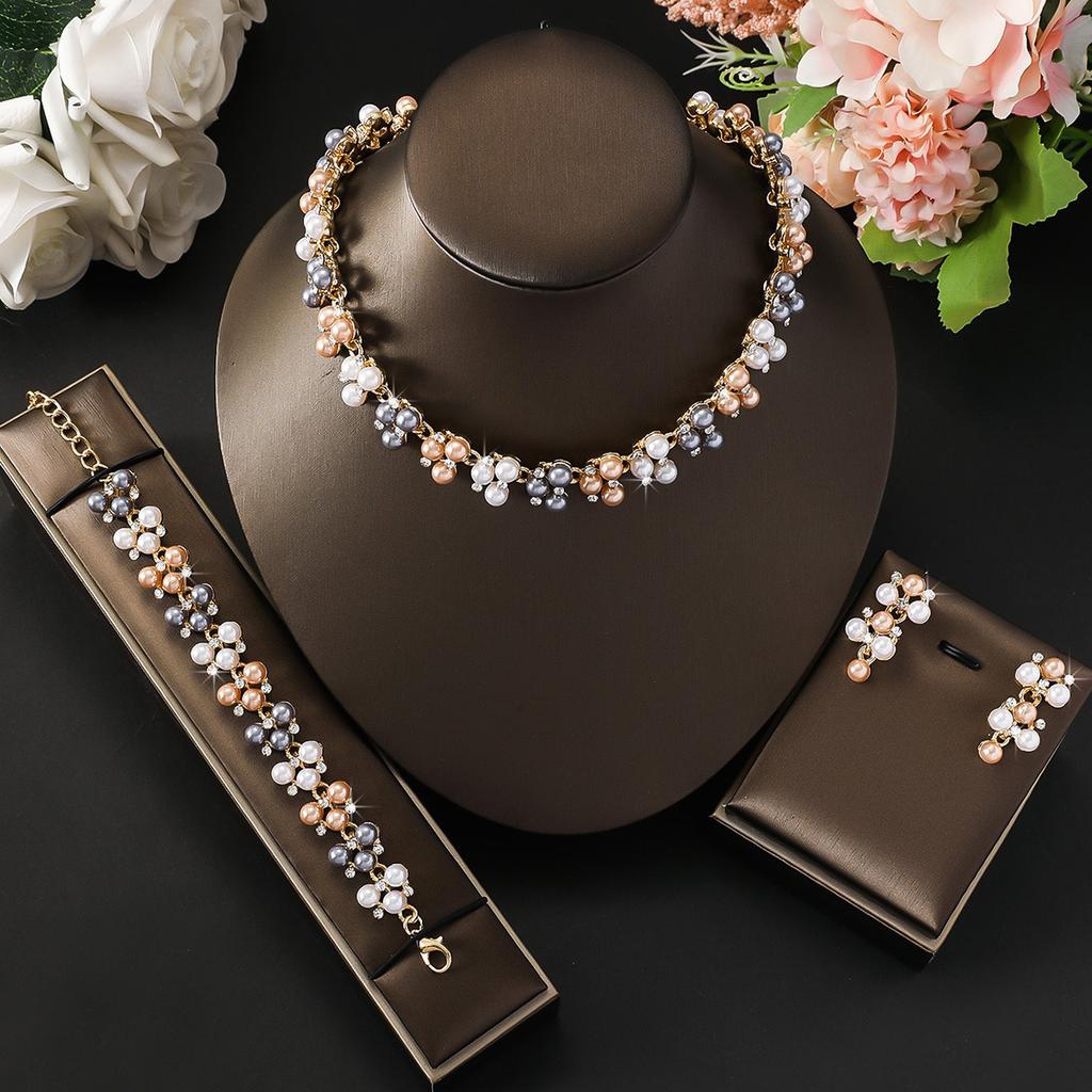 Geometric Diamond-Set Pearl Necklace Women'S Three-Piece French Temperament High-End Clavicle Chain Niche Temperament Jewelry
