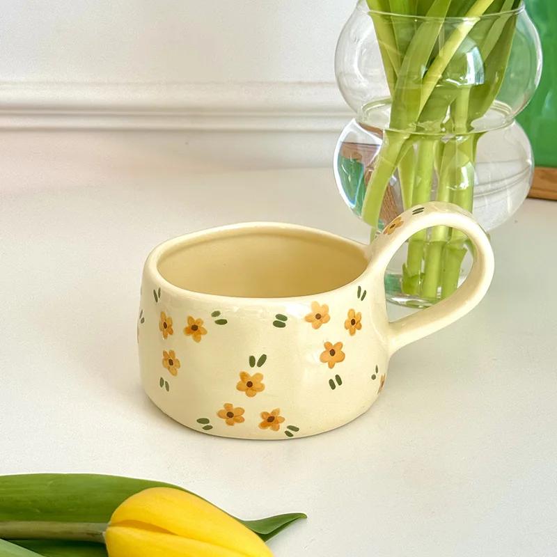 Cream Yellow Ceramic Mug Korean Style Cute Flower Pattern Coffee Cup Hand Pinched Irregular Mug Breakfast Milk Tea Cups Watercup