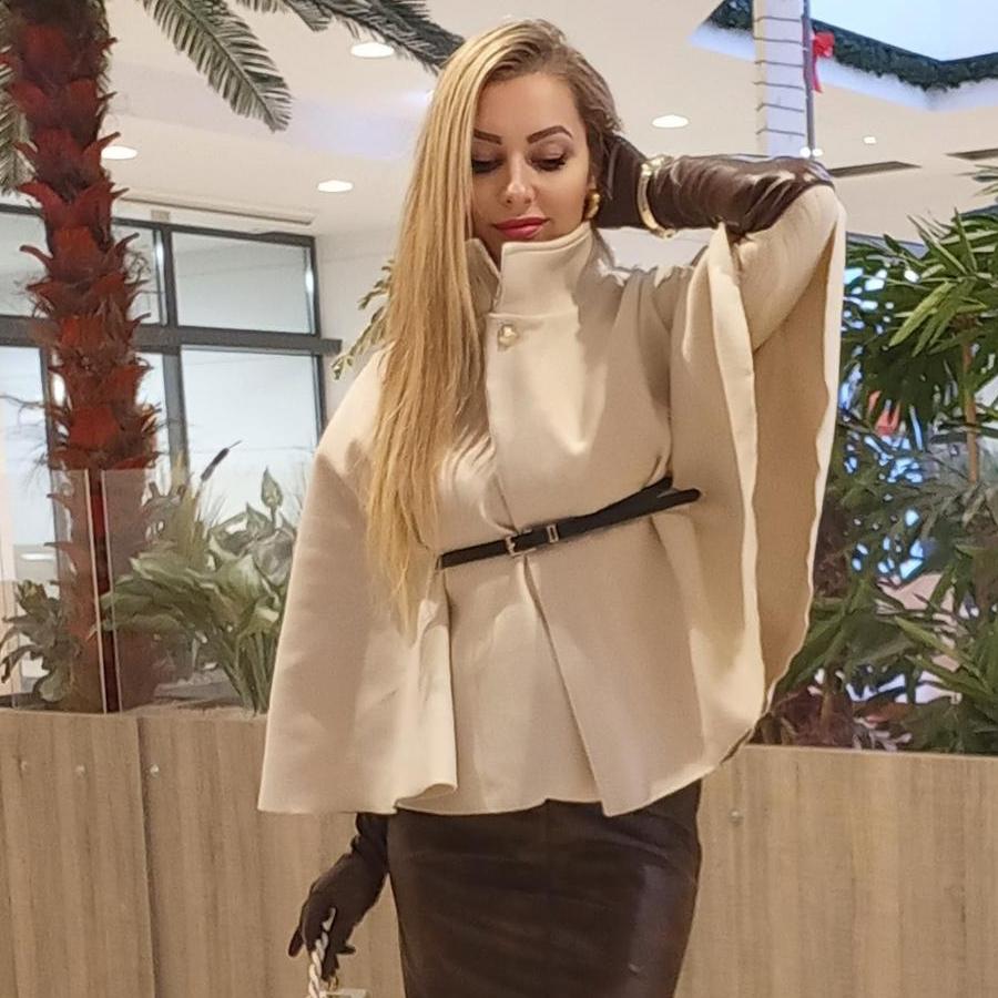 Women's Spring, Autumn and Winter Fashion Solid Color Waist Straps Woolen Cloak Jacket Women's Clothing