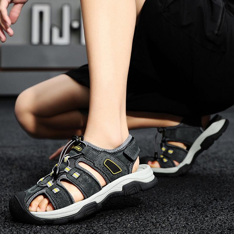 Horký výprodej letní pánské sandály outdoorové protiskluzové pánské plážové sandály ruční výroba z pravé kůže pánské boty móda pánské tenisky