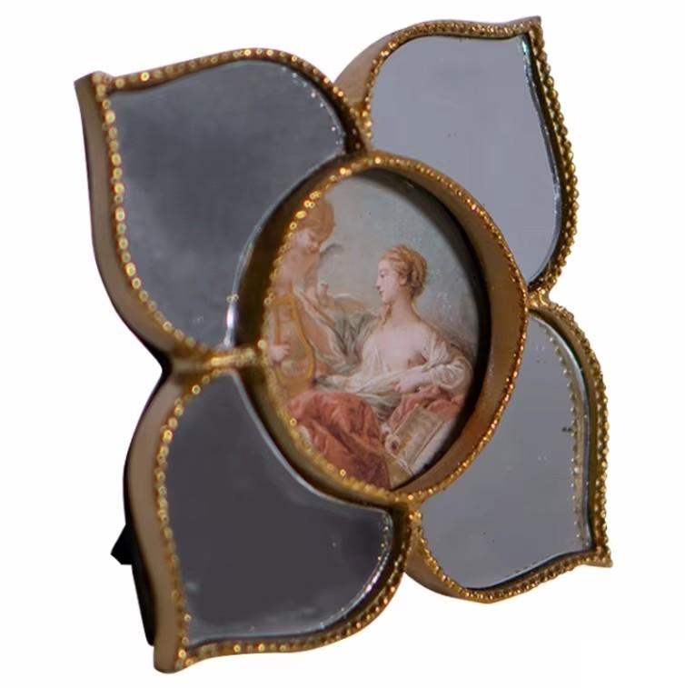 European Retro Art Luxury Palace Carving Relief Resin Wall Frame Store Club Hotel Wall Mural Crafts Home Living Room Wall Decor