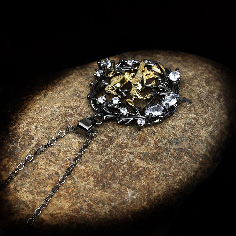 Flower Pendant Woman Vintage Art Color Separation Birds Plum Blossom Branch Necklace Short Vine Chain