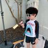 2024 Kinder Feiertags Langarm Baby Hai Sonnenanzug mit Shorts - Jungen UV-Schutz Strand Bademode