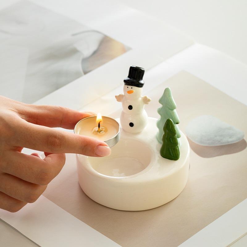 Cute Snowman Aromatherapy Candle Holder | Christmas Creative Home Decor, Bedroom Ambience Ornament Gift for Indoor  Use