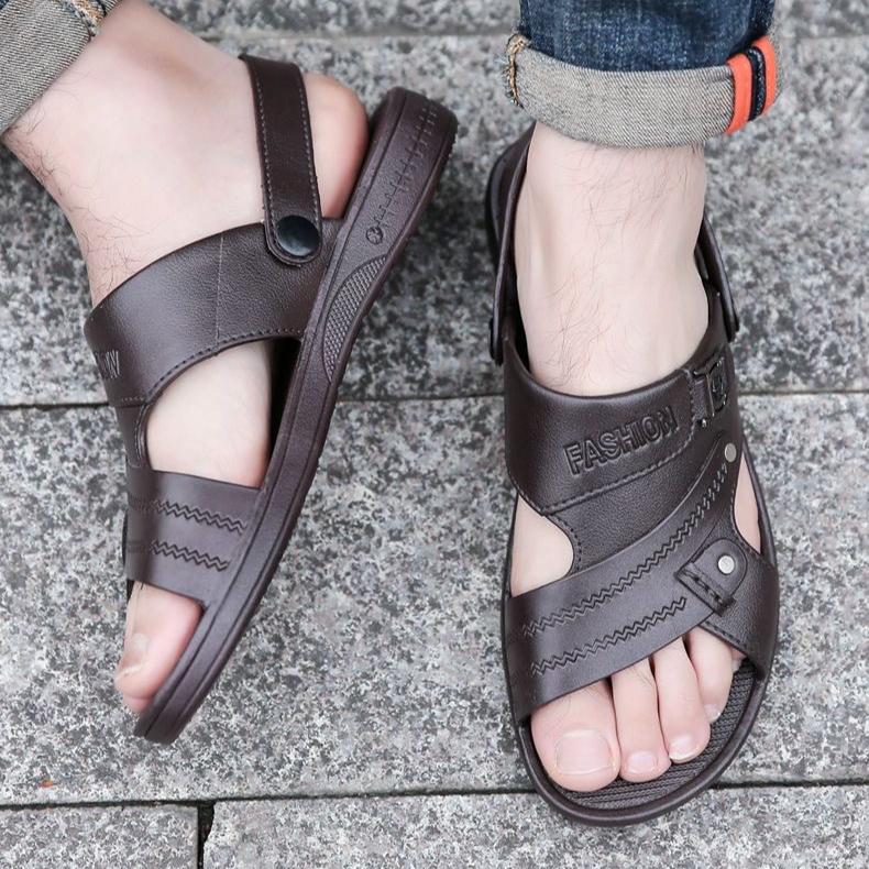 Non Slip Sandals for Men Wearing Thick Soled Waterproof Beach Shoes Outdoors In Summer Middle-aged Men's Slippers