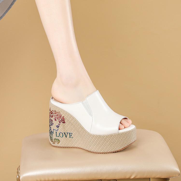Factory direct sales 12cm embroidered wedge heel cool slippers women's 2025 summer new leather super high heel fish mouth slippers women