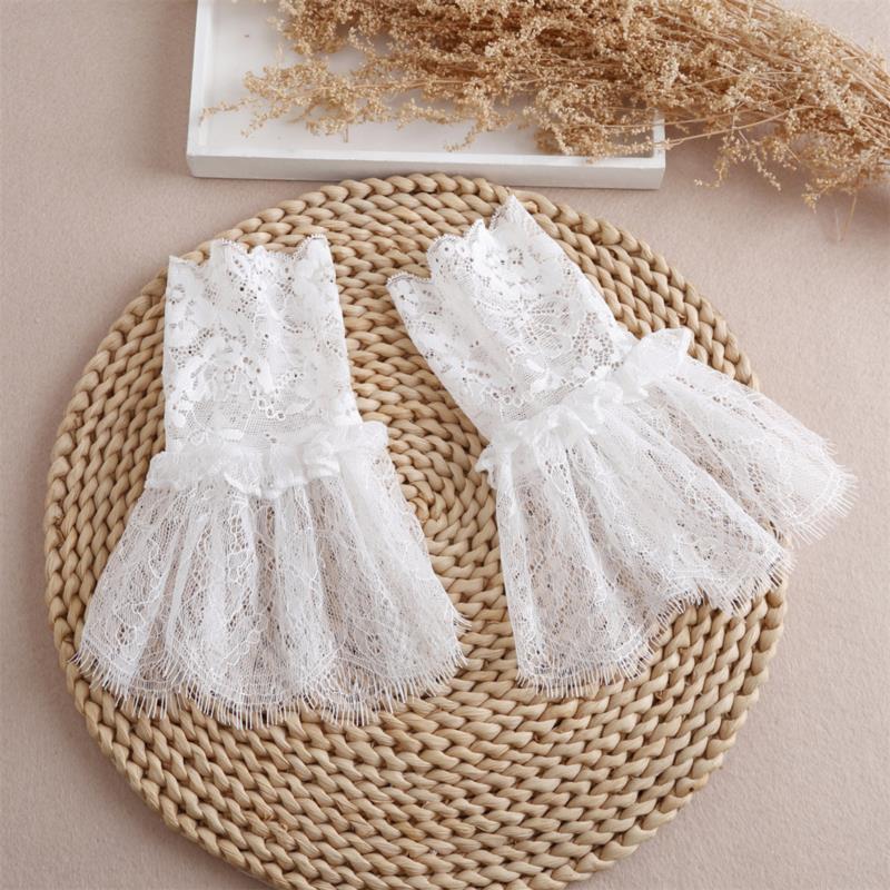 New White Women Detachable Sleeve Fake Cuffs Female Lace Pleated Flare Sleeve False Cuffs Ruffles Wristband Decorative Accessory