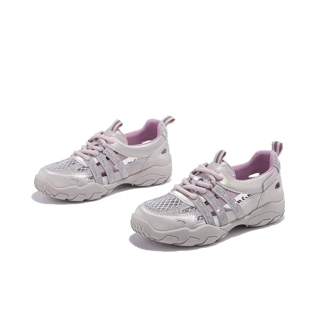 

Inner height increase hollow sandals dad shoes women s 2025 spring new sports shoes casual shoes German training shoes Forrest Gump shoes 40