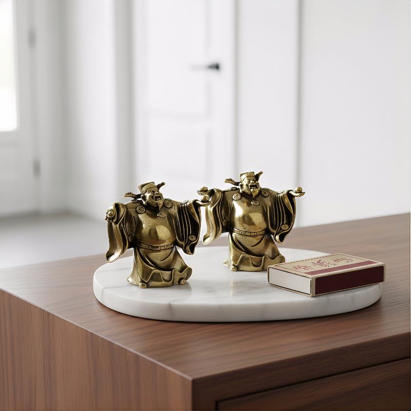 Small Elegant Brass Wealth Ornament Grand Tabletop Statue Decorative Piece for Home Office Business Success Decor