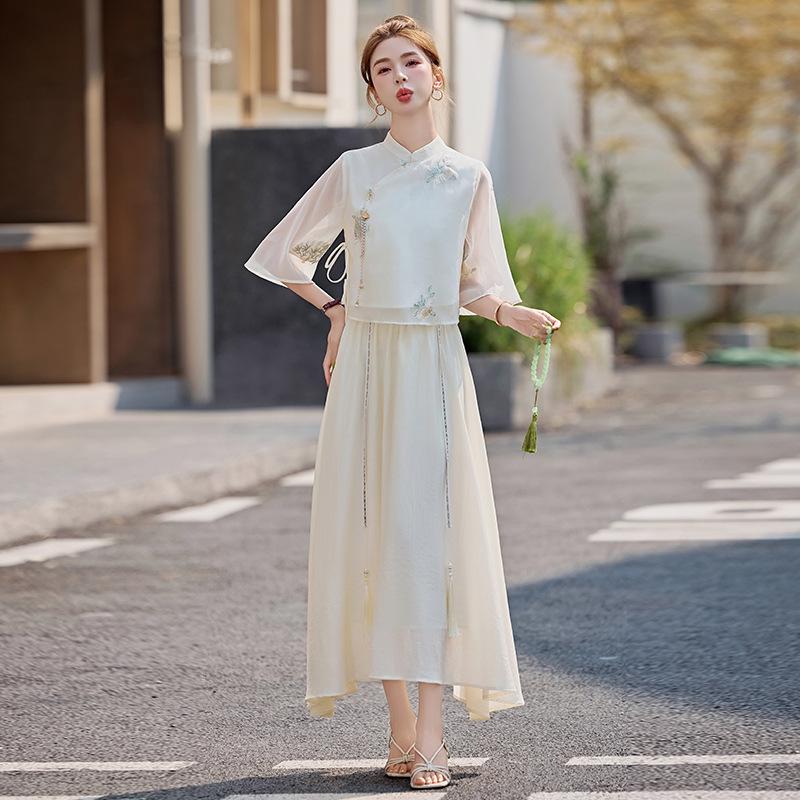 

2025 Pretty Summer Ancient-Style Chinese Women s Skirt Set W5825 XL (125-140 kg)