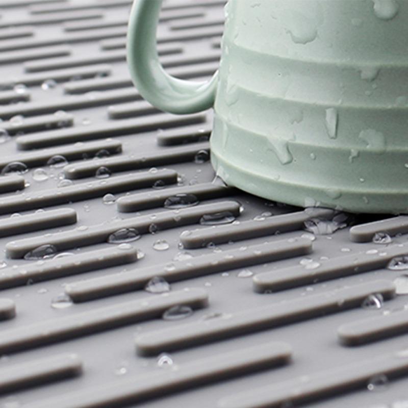 Kjøkken Silikon Bordbrikke Dreneringspute Sklisikker Lett å Rengjøre Isolert Bordbrikke Hjemmebord Multifunksjonell Skåldreneringsmatter Underlag