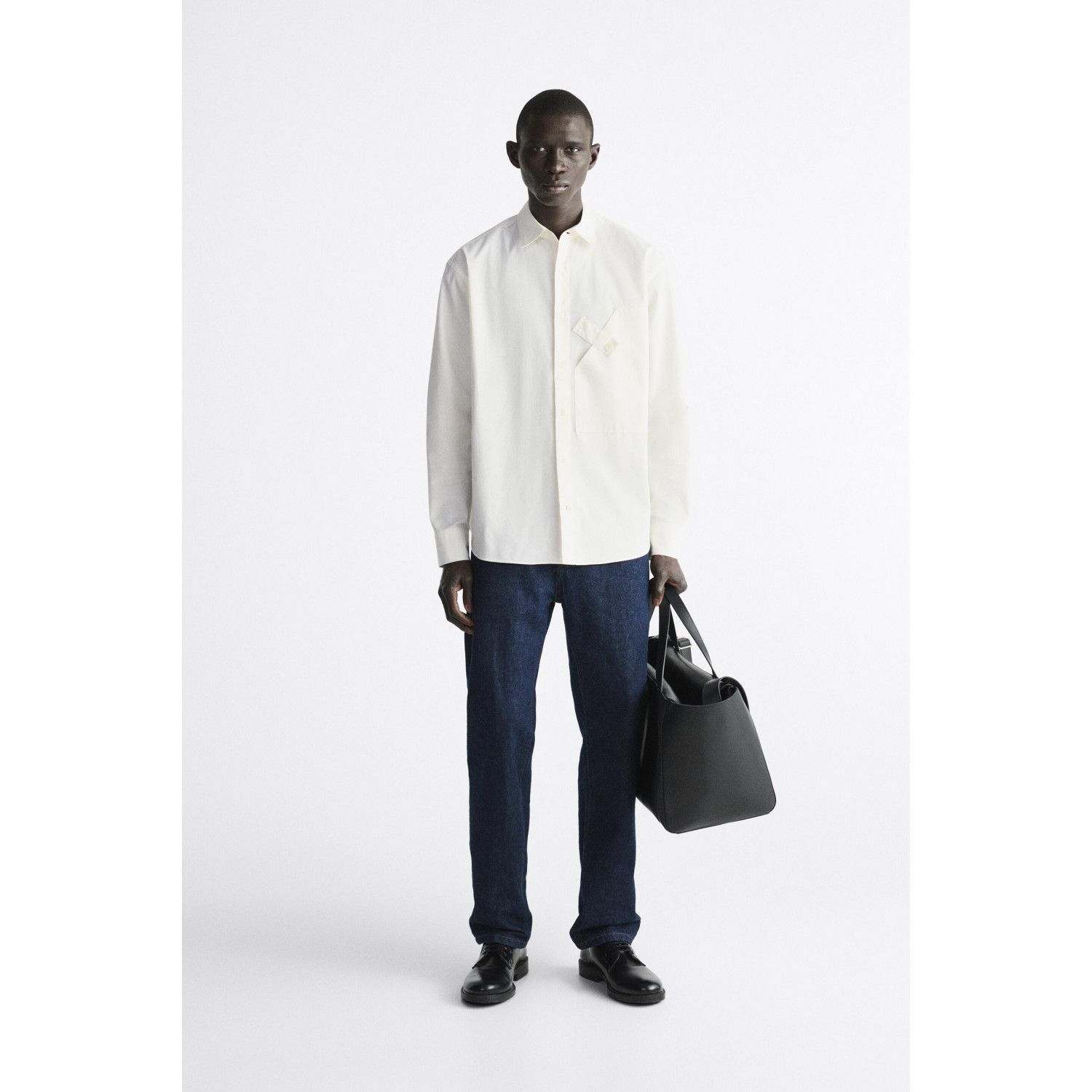 

SHIRT WITH STRIP POCKET