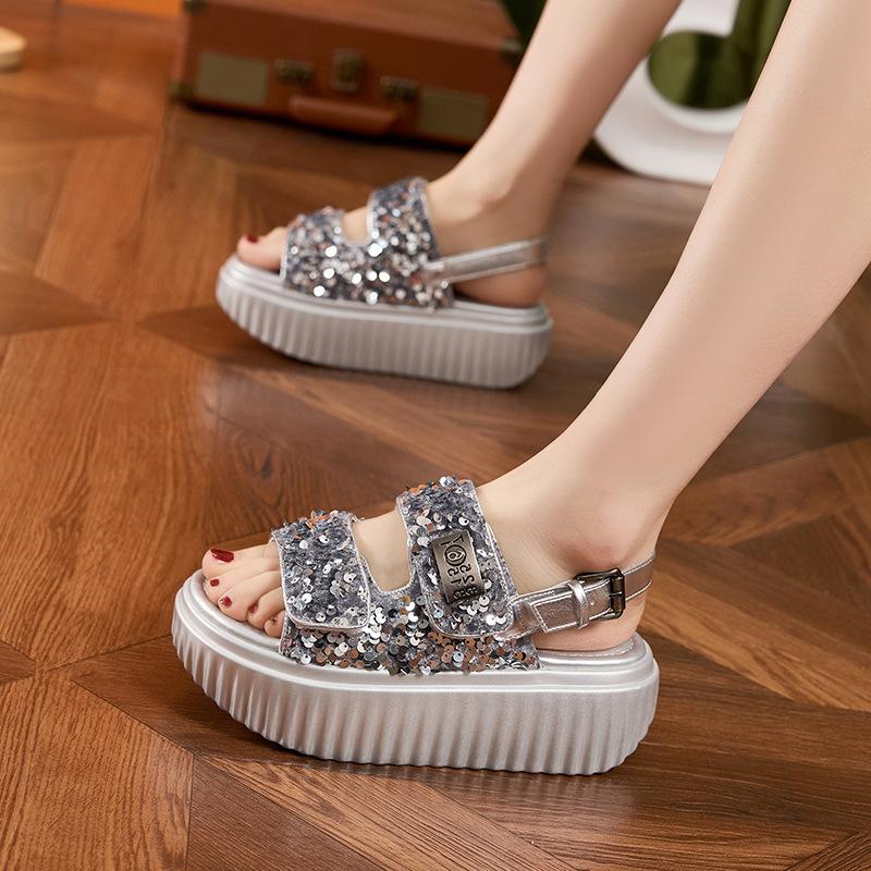 Platform sandals women's 2025 summer new shaking sequins fashion wear cool slippers versatile not tired feet beach shoes