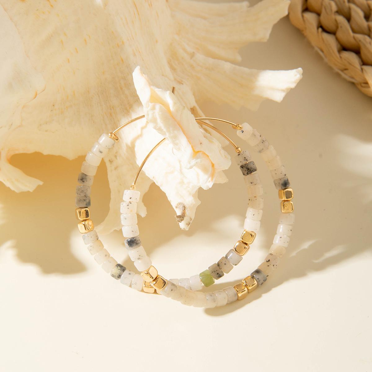 

Новые Серьги в Французском Стиле Легкая Роскошь Женские Украшения Ретро Мода Универсальные Серьги Смола Цветное Золото Бусины Ювелирные Изделия