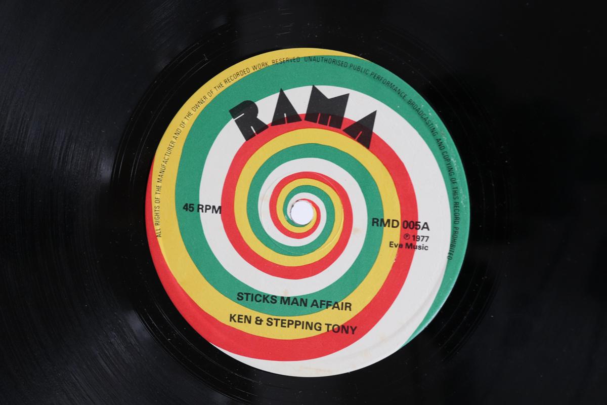 

12inch Record KEN STEPPING TONY ROCKA DAVE Sticks Man Affair Skipadip RMD005 RAMA 1977 UK Reggae Ska Dub Used