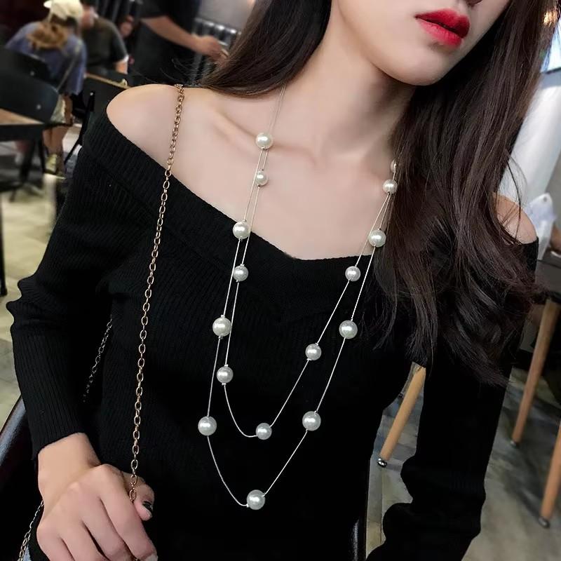 Fashion Fresh Black Rose Flower Long Tassel Sweater Chain Necklace for Women Retro Charm Zircon Pendant Temperament Zircon Gift