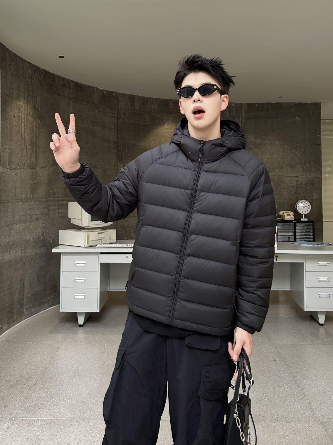 

Yaqiu Women s Lightweight 90% White Duck Down Hooded Jacket – Short, Warm, Fashionable, Versatile, and Casual Winter Outerwear. 4XL