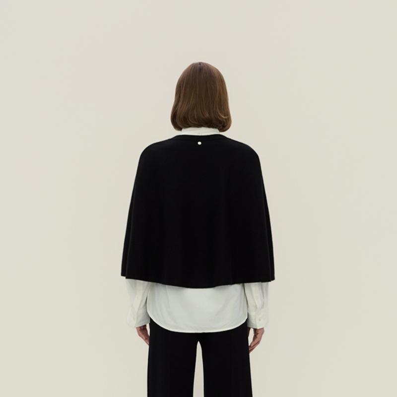 Helen Kaminski Roma Wool Blend Knit Cape Lxsrpc00010