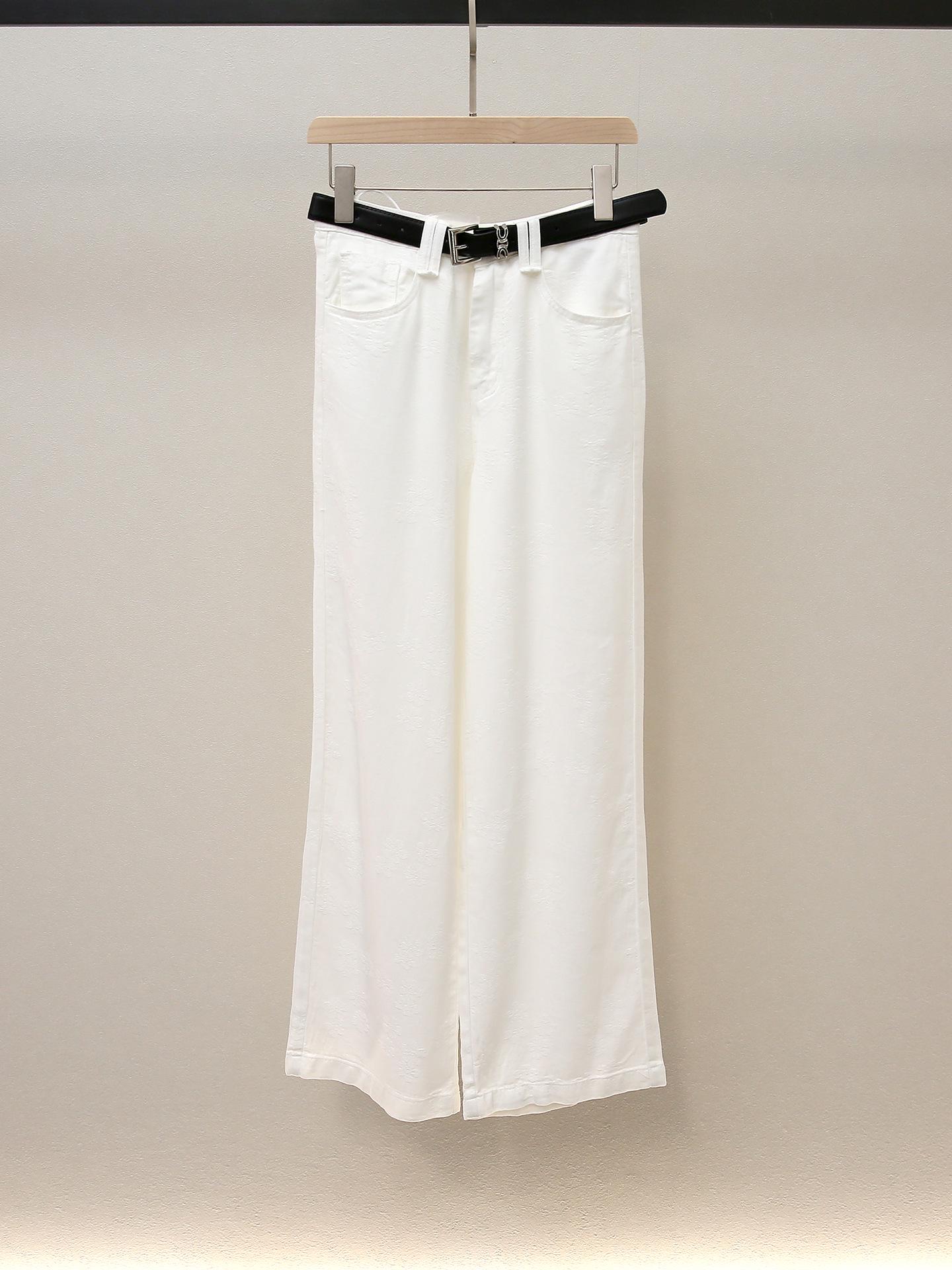 

High-End Women s Autumn French A-Line Embroidered Slimming Jeans Small