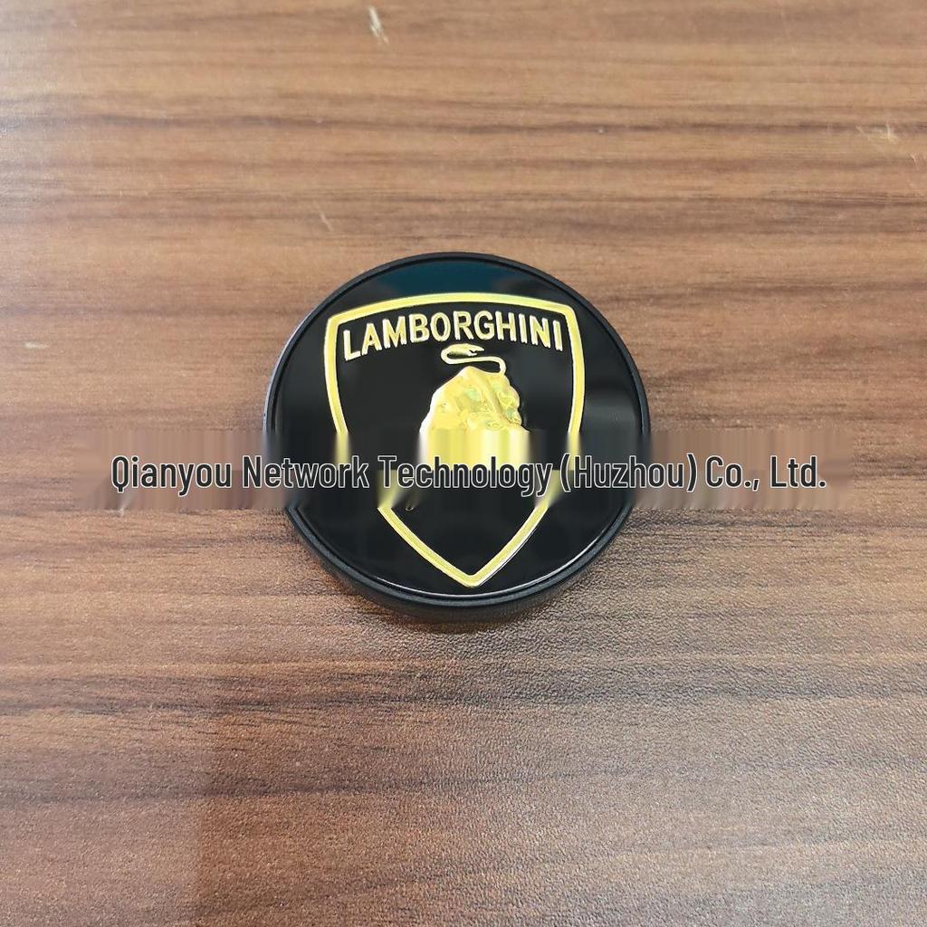 Lamborghini Velgdoppen: Personaliseer uw Huracan en Urus met Trendy Aanpassingen.