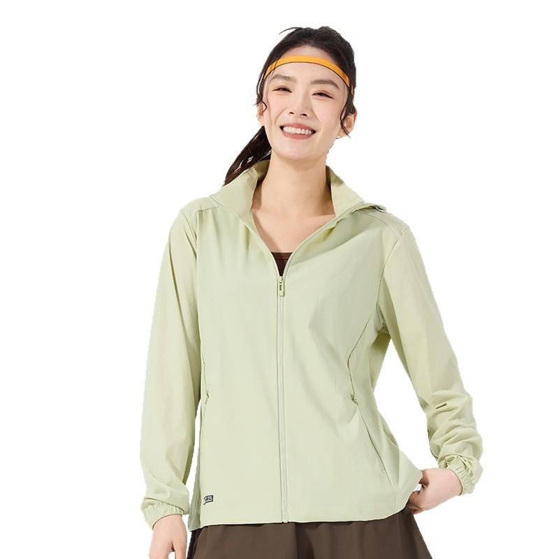 Direct supply for men's jackets, light and breathable sports couples skin trench coat, hooded sunscreen clothing, formulated and printed