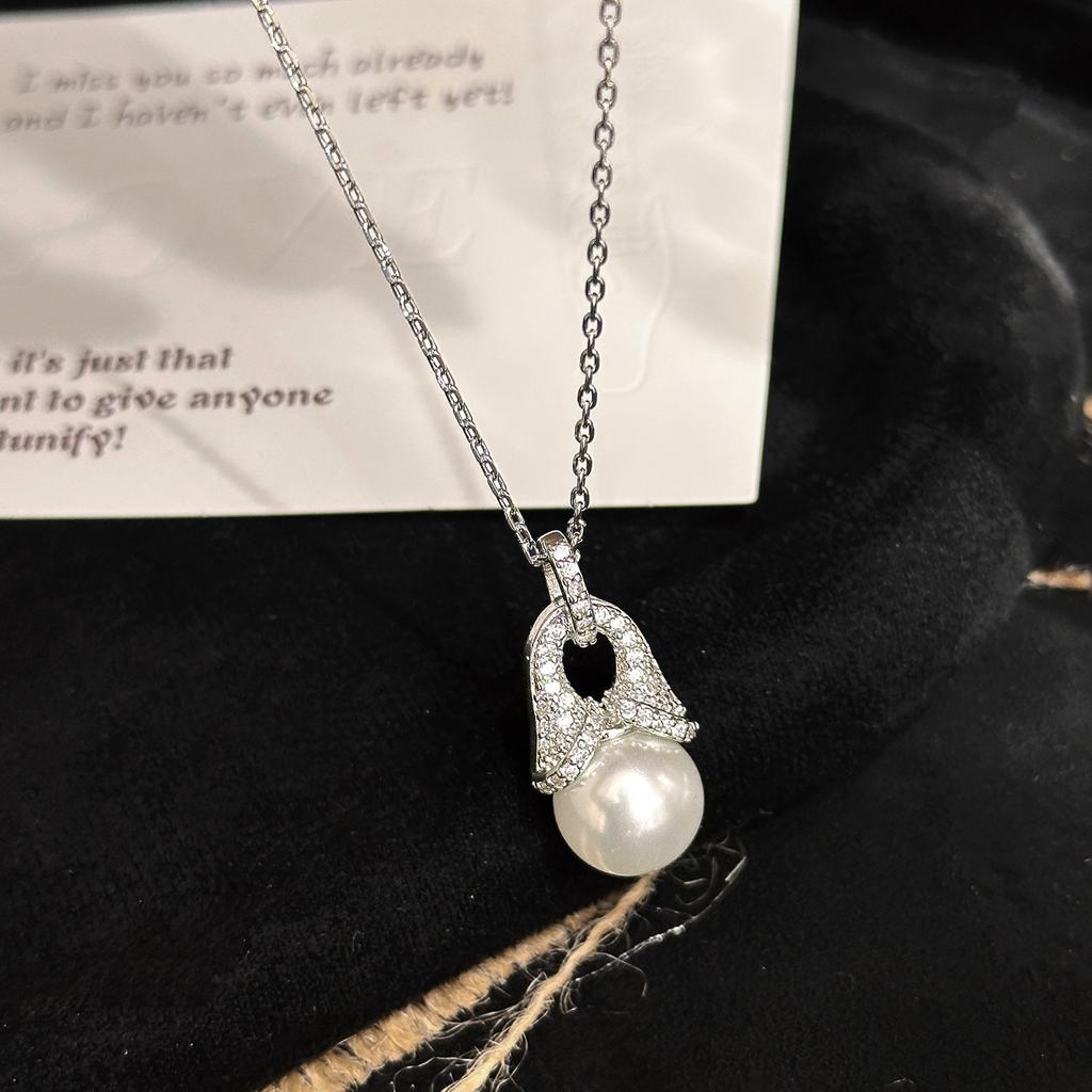 French elegant retro full diamond U-shaped round strong light pearl necklace temperament versatile court style collarbone chain