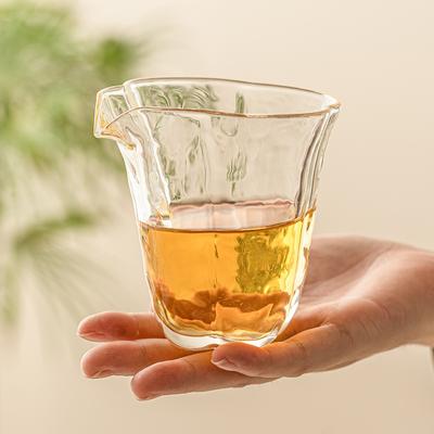 Begonia Flower Borosilicate Glass Fairness Cup Heat Resistant Tea Pitcher for Gongfu Tea Ceremony Home Brewing Gift