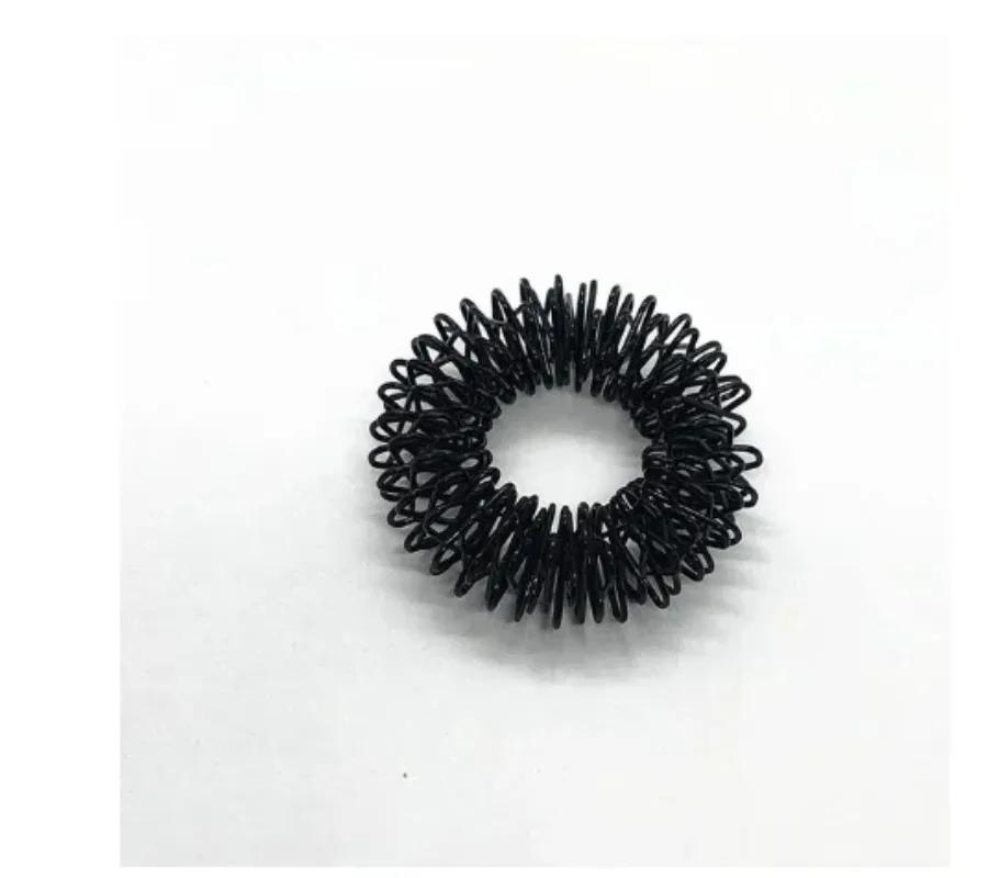100 pezzi/lotto mini gadget massaggiatore per dita a molla relax Diametro 27 mm Anelli Massaggiatori Agopuntura Massaggiatore per Dita 6 colori a scelta