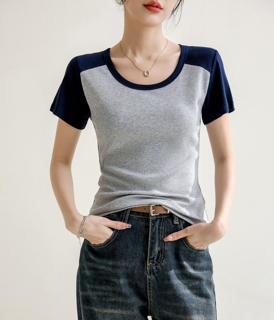 Cool Rundhalsad Smal Bomulls-T-shirt med Gängad Kontrastfärg för Kvinnor 2024 Vår och Sommar Ny Högelastisk Inre Smal Topp