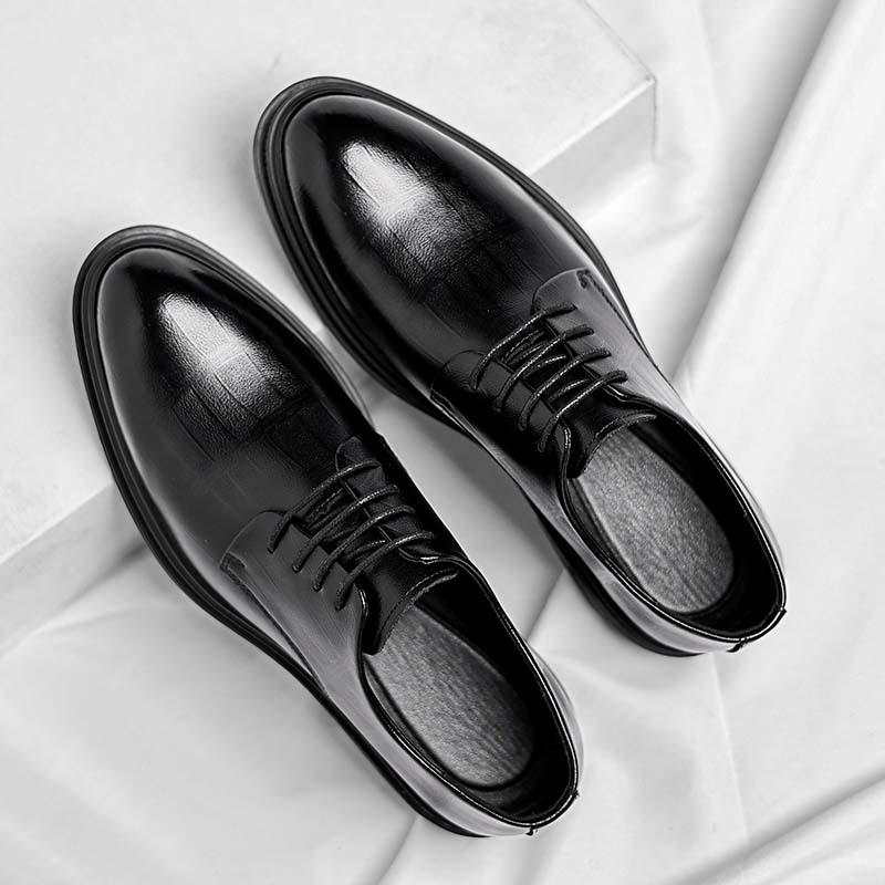 

2025 spring and autumn daily business casual shoes leather shoes men s leather breathable men s shoes high-end pointed toe wedding shoes 38