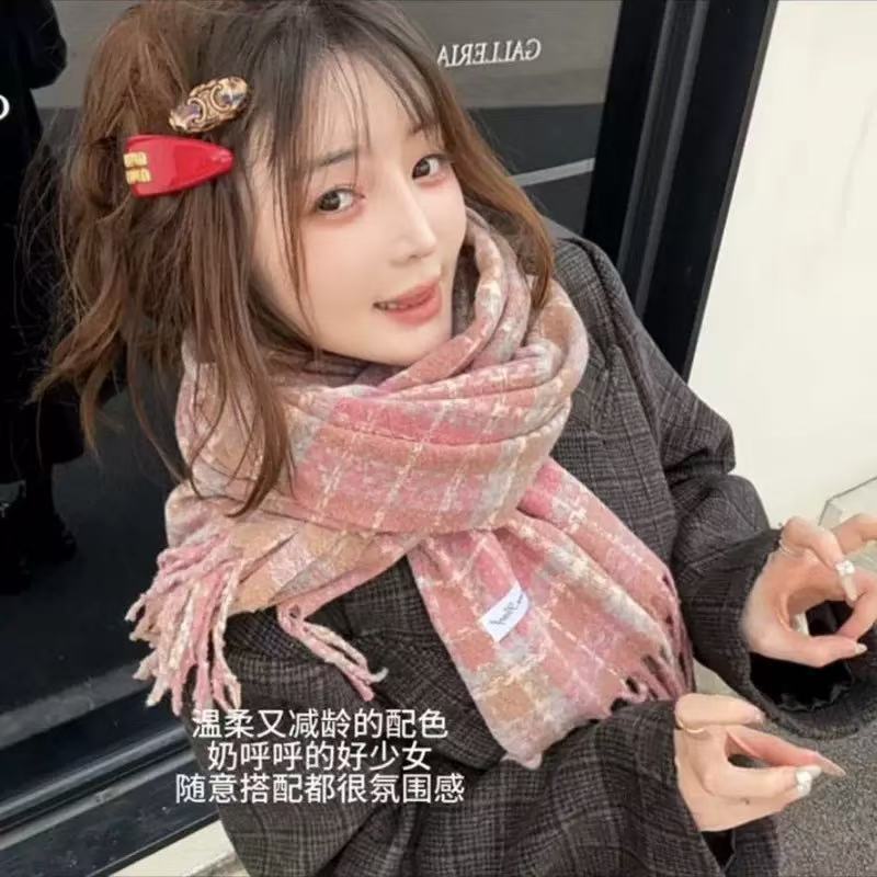 Christmas Wishes Festive Atmosphere New Year's Plaid Tassel Scarf Women's Winter Korean Version Versatile Thickened Warm Scarf Shawl