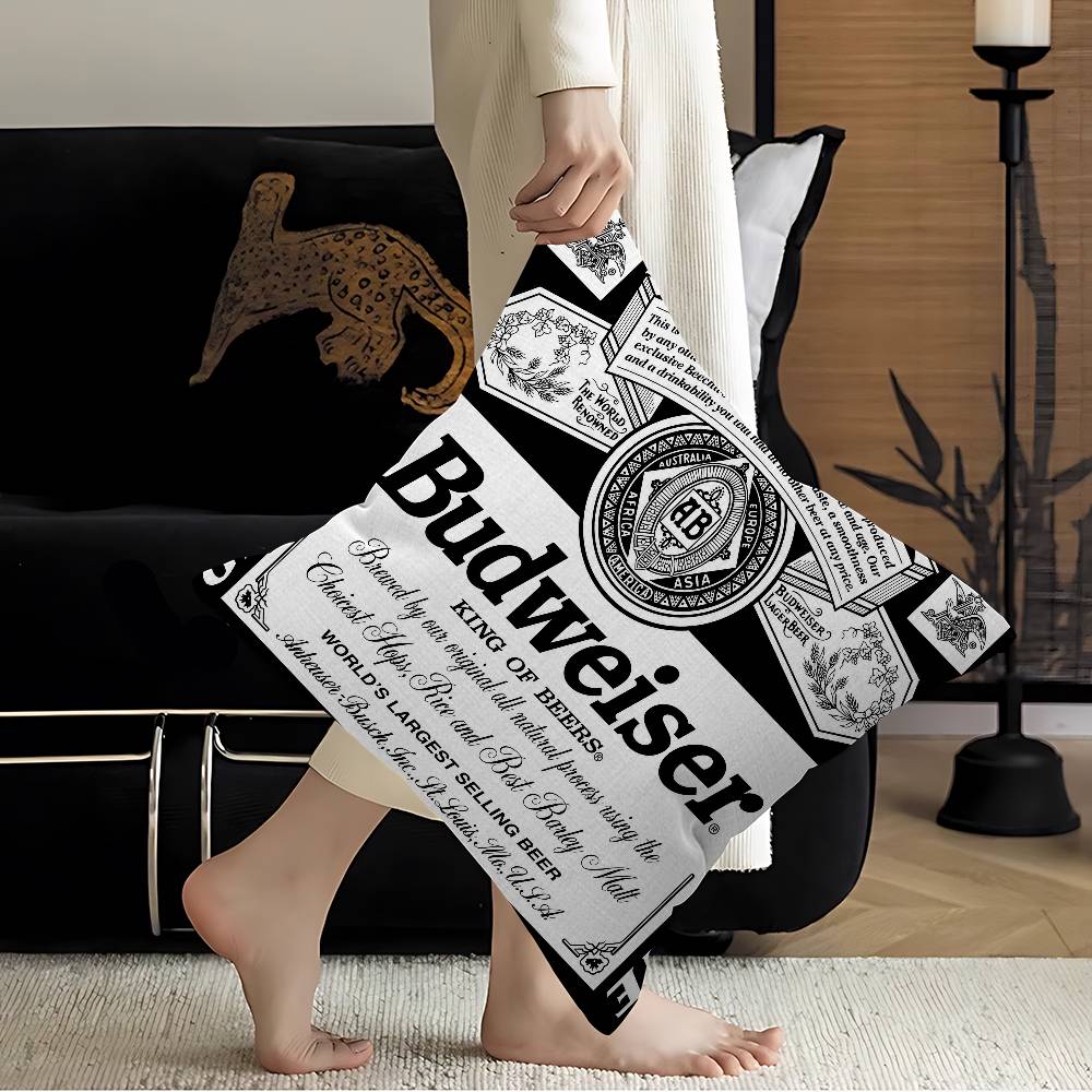 König des Bieres B-Budweiser Kissenbezüge Cartoon Sofa Dekorativ Zuhause Doppelseitiger Druck Kurzer Plüsch Niedliche Kissenhülle