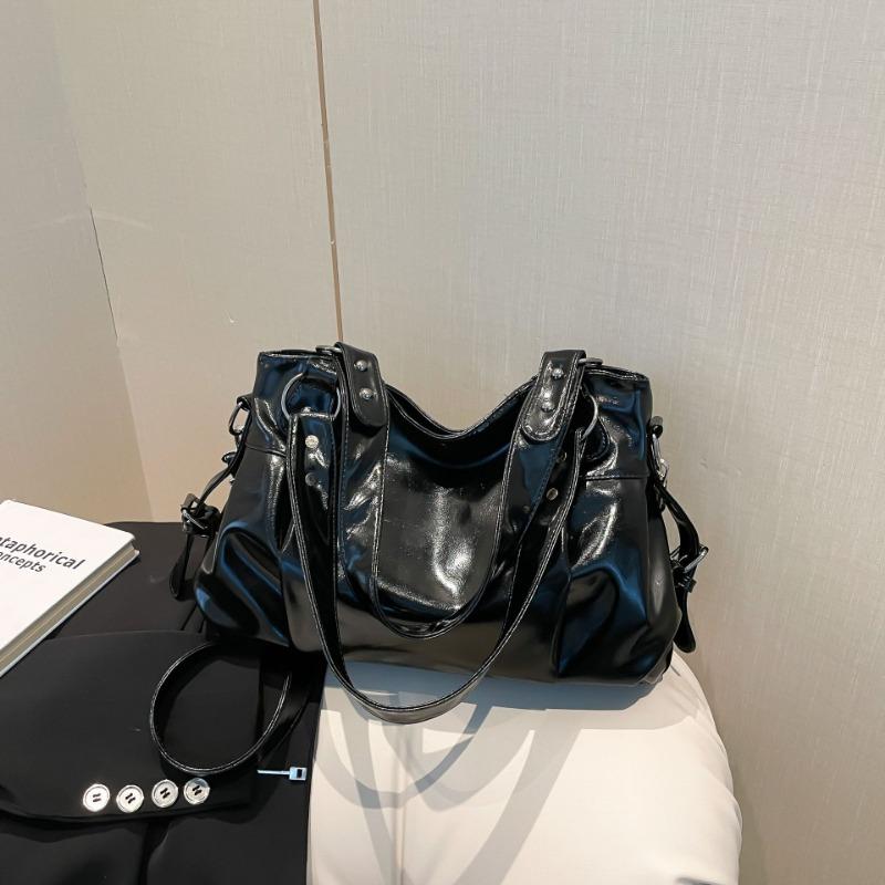 

Retro large-capacity bag, soft leather women s bag, new simple commuter messenger bag, one-shoulder mother tote bag. чорний