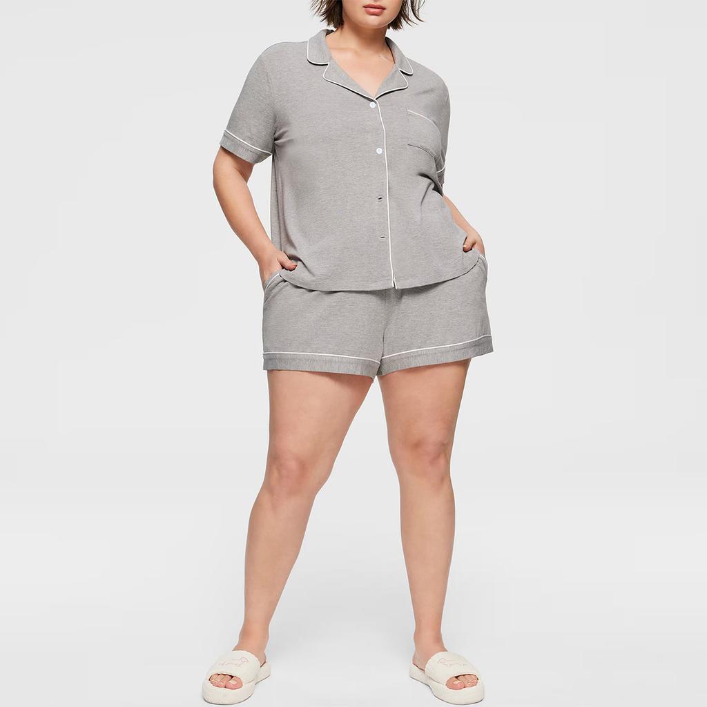 Piżama plus size dla kobiet na lato, z krótkim rękawem i szortami, oraz zestaw damskiej odzieży domowej