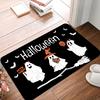 Halloweenowa wycieraczka urocze duchy wycieraczka różowa antypoślizgowa wewnętrzna zewnętrzna dywanik podłogowy jesień Halloween upiorne wejście do domu