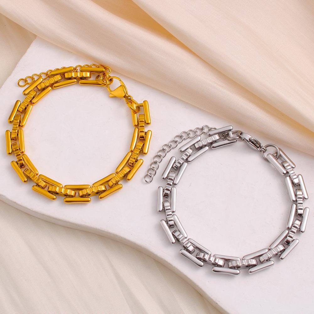 YueShi Interlocking Geometric Quadrilateral Necklace & Bracelet - Versatile, Non-fading Chain.