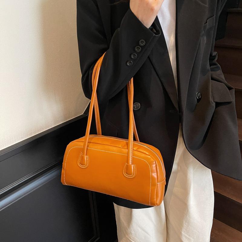 Retro Large-capacity Casual Solid Color Commuting New Fashion Texture Popular Portable Shoulder Armpit Bag