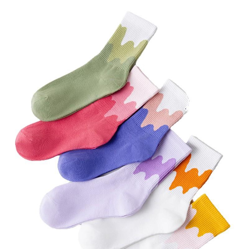 Women's Spring and Autumn Style Pure Cotton Mid-calf Socks, Gradient Color Letter Sports Socks, Long Socks