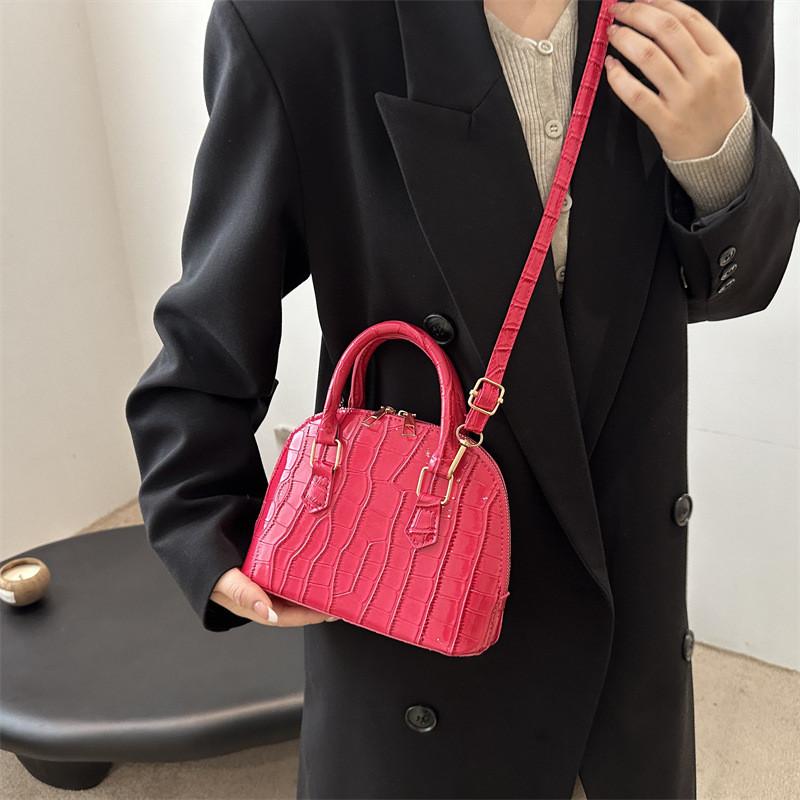 Fashionable Colorblock Shell Bag For Women Casual Street Style Handheld Tote