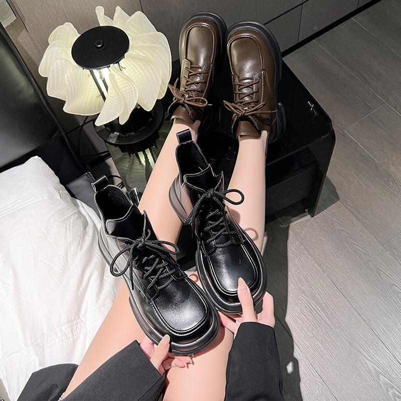 Stivali alla Moda Taglia Grande Moda Casual con Plateau per Donna Punta Quadrata Autunno Inverno Scarpe in Pelle PU Stivaletti alla Caviglia da Donna Designer Coreano