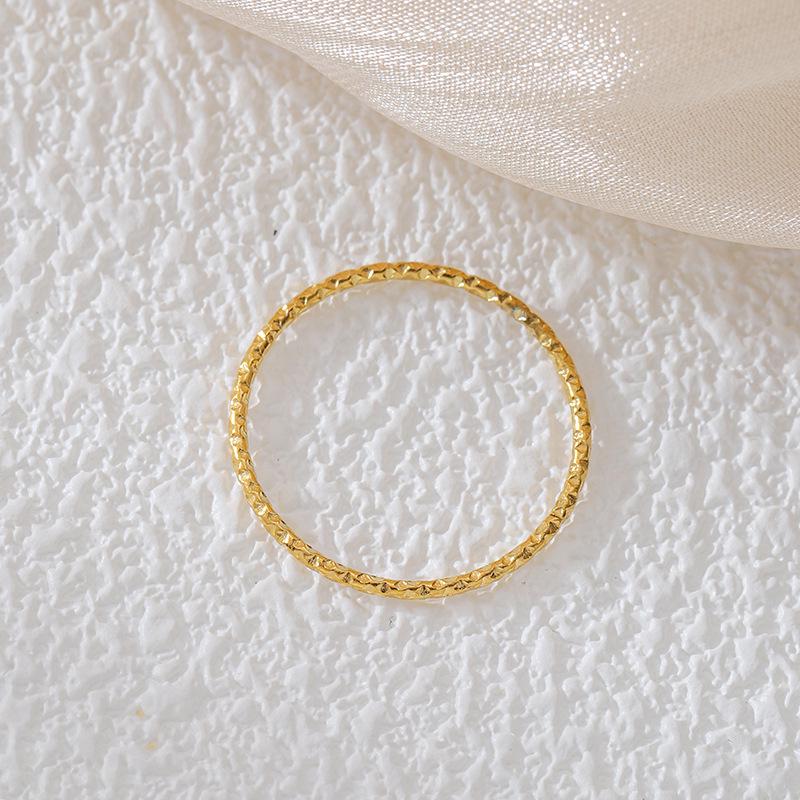 

Минималистичное кольцо Starry Sky 1 мм: Покрытая 18-каратным золотом титановая сталь, вдохновленная японским и корейским дизайном Size 5