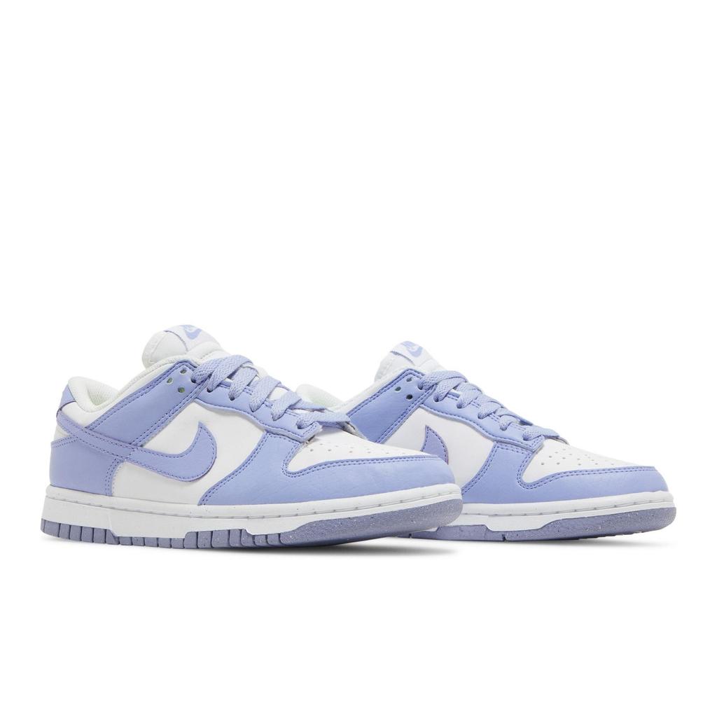 Nike Dunk Low Next Nature 'Lilac' pour femmes (tailles pour femmes) Chaussures de Skateboard Blanc / Blanc / Volt / Chardon Clair DN1431 103