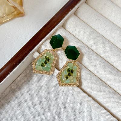 Avocado Flesh Green Earrings Fashionable French Court Style Stud Earrings Femininity High Sense Exaggerated Atmosphere Earrings