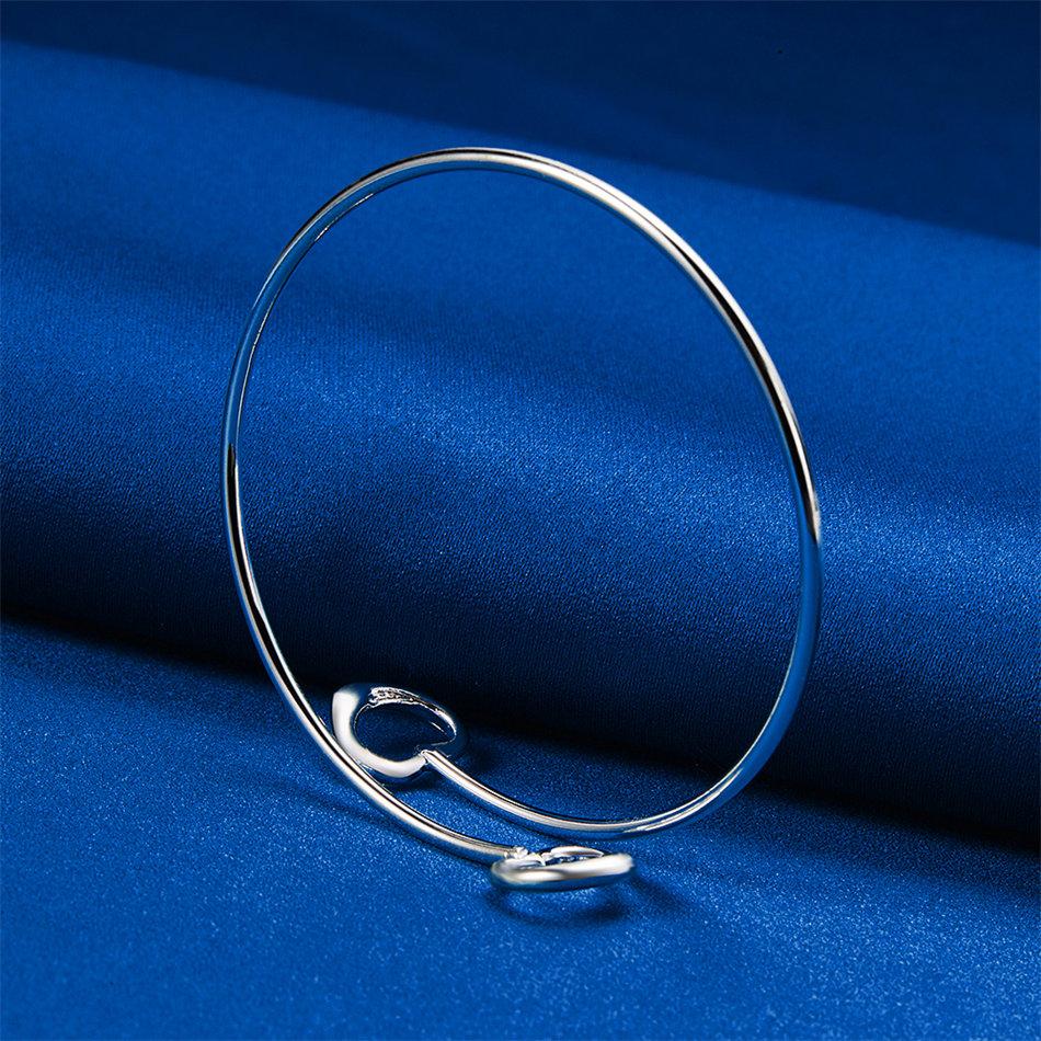 Luxurious 925 Sterling Silver Exquisite Heart-shaped Open Bracelet for Women's Fashion Parties and Wedding Accessories