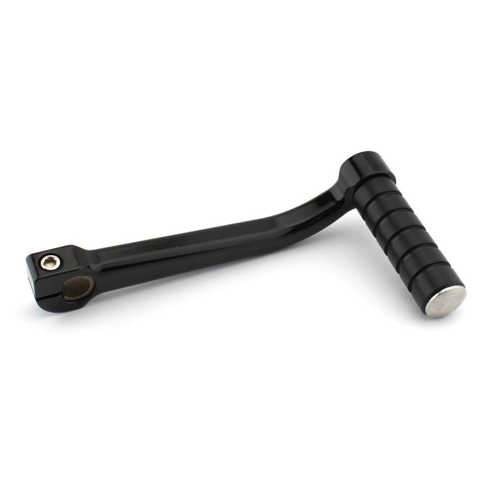 

Установленный сзади черный высококачественный рычаг переключения передач для кастомной модификации R18 Black