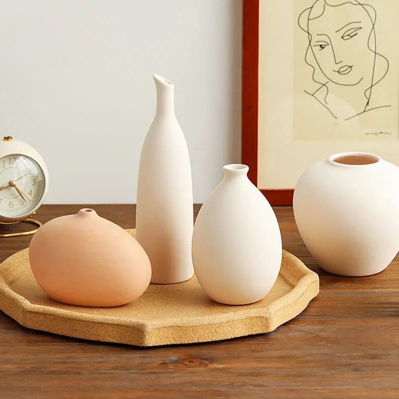 Nordic Ceramic Vase Morden Decorative Flower Bottle Dry Flower Vases for Home Desktop Vase Table Decor Flower Arrangement