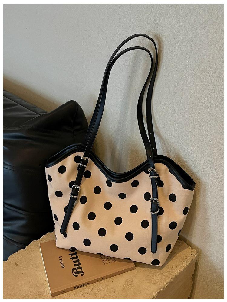 Korean Style Polka Dot Single Shoulder Bag - Summer 2026 Women's Crossbody & Handheld Versatile Fashion Accessory
