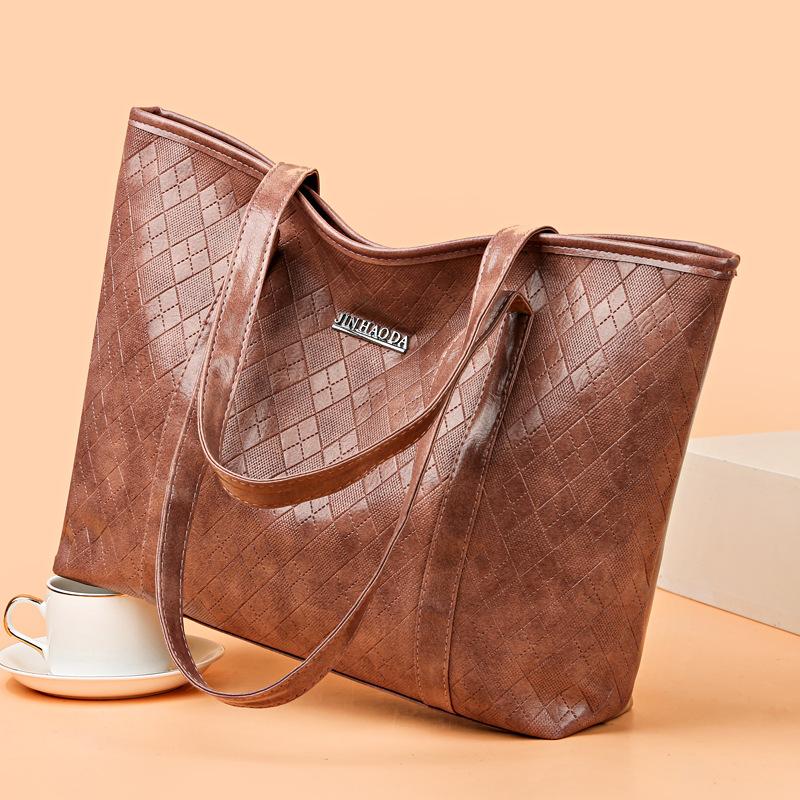 

Новая высококачественная вместительная женская сумка с модной и универсальной сумкой через плечо в западном стиле и мягкой кожаной сумкой-тоут 41*28*10cm розовый