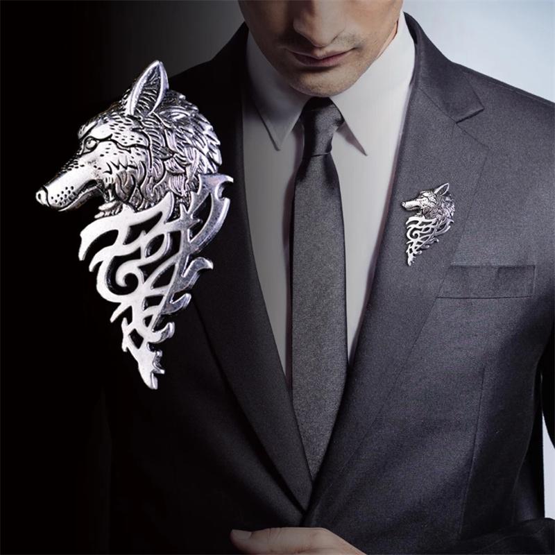 Vintage Wolf Head Brooch Lapel Pin Men Punk Jewelry Gift Upscale Clothing Accessories Animal Suit Collar Pin Buckle